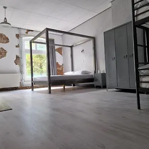 Bed & Breakfast 't Kloaster De Fabriek Hulsberg